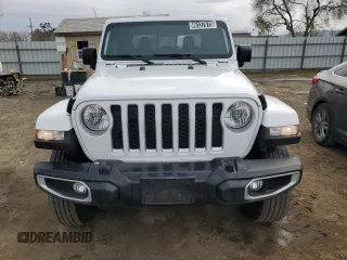 2022 Jeep Gladiator Overland with VIN 1C6HJTFG2NL103018, listed as a Copart auction lot 46127615 with 32,254 mi miles and Clean title. Bid and sale history available at DreamBid. Image 5.