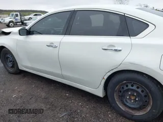 2016 Nissan Altima SR with VIN 1N4AL3AP8GC194137, listed as a IAAI auction lot 41963692 with 206,150 mi miles and . Bid and sale history available at DreamBid. Image 14.