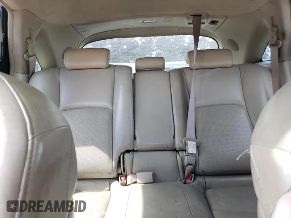 2004 Infiniti FX35 with VIN JNRAS08U74X107730, listed as a Copart auction lot 71409884 with 227,104 mi miles and Salvage Title. Bid and sale history available at carsss.com. Image 10.