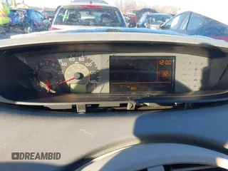 2004 Nissan Quest SL with VIN 5N1BV28U94N371109, listed as a IAAI auction lot 41338924 with 183,433 mi miles. Bid and sale history available at carsss.com. Image 7.