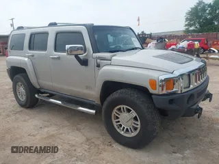 2006 Hummer H3 z VIN 5GTDN136768298106, wystawiony jako IAAI lot #42284341 z przebiegiem 222 916 mil mil oraz . Historia ofert i sprzedaży dostępna na DreamBid. Obrazek 1.