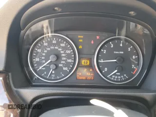 2007 BMW 3 Series 328i с VIN WBAVA33577KX73832, выставлен на аукционе Copart как лот 57435645 с пробегом 100 990 миль миль и Списание • Salvage title. История ставок и продаж доступна на DreamBid. Изображение 9.