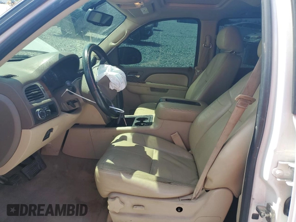2013 GMC Yukon XL SLT with VIN 1GKS1KE03DR253071, listed as a Copart auction lot 51437355 with 194,807 mi miles and Salvage Title. Bid and sale history available at DreamBid. Image 7.