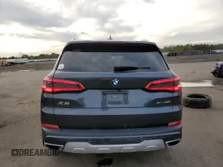 2020 BMW X5 xDrive40i with VIN 5UXCR6C0XLLL75042, listed as a Copart auction lot 70442352 with 31,604 mi miles. Bid and sale history available at carsss.com. Image 6.