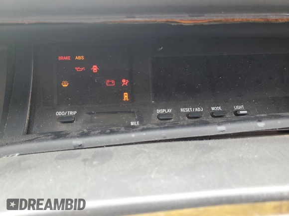 2003 Toyota Avalon XL z VIN 4T1BF28B03U326172, wystawiony jako Copart lot #44729485 z przebiegiem Nie podano mil oraz Nie do naprawy • Non repairable. Historia ofert i sprzedaży dostępna na DreamBid. Obrazek 9.