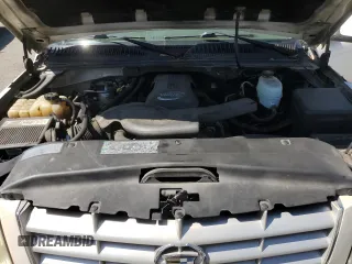2003 Cadillac Escalade z VIN 1GYEK63NX3R256926, wystawiony jako Copart lot #52764695 z przebiegiem 195 641 mil mil oraz Szkoda całkowita • Salvage title. Historia ofert i sprzedaży dostępna na DreamBid. Obrazek 13.