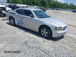 2008 Dodge Charger z VIN 2B3KA43G68H181331, wystawiony jako IAAI lot #42163125 z przebiegiem 205 005 mil mil oraz . Historia ofert i sprzedaży dostępna na DreamBid. Obrazek 1.