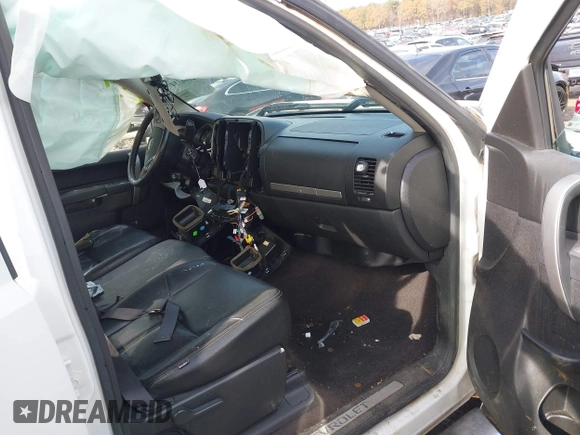 2013 Chevrolet Silverado 1500 LT with VIN 3GCPKSE7XDG118567, listed as a IAAI auction lot 41063149 with 1 mi miles. Bid and sale history available at carsss.com. Image 5.