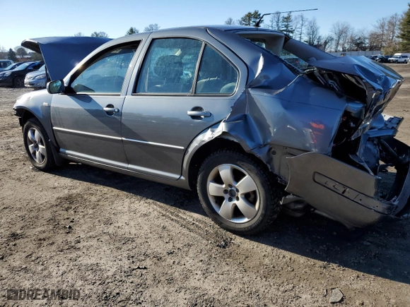 2004 Volkswagen Jetta Sedan GLS with VIN 3VWSK69M24M032198, listed as a Copart auction lot 84077774 with 0 mi miles and Salvage Title. Bid and sale history available at carsss.com. Image 2.