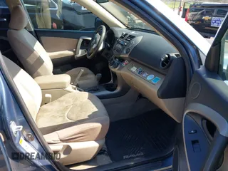 2006 Toyota RAV4 with VIN JTMBD33V165038550, listed as a IAAI auction lot 42007098 with 298,317 mi miles. Bid and sale history available at carsss.com. Image 5.
