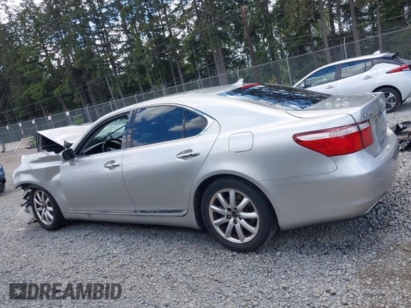 2008 Lexus LS 460 с VIN JTHBL46F385078109, выставлен на аукционе IAAI как лот 42325663 с пробегом Не указан миль и . История ставок и продаж доступна на DreamBid. Изображение 13.