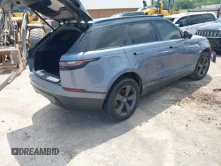 2018 Land Rover Range Rover Velar S z VIN SALYB2RN4JA744079, wystawiony jako IAAI lot #42392868 z przebiegiem 87 313 mil mil oraz . Historia ofert i sprzedaży dostępna na DreamBid. Obrazek 4.