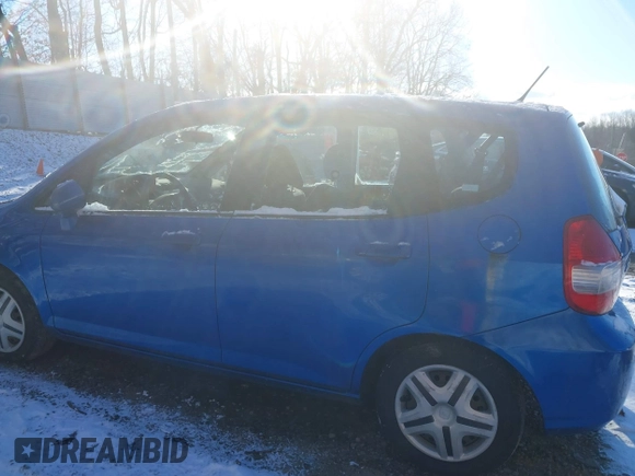 2008 Honda Fit with VIN JHMGD38488S003609, listed as a IAAI auction lot 41092137 with 209,969 mi miles and . Bid and sale history available at DreamBid. Image 13.