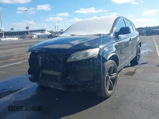 2014 Audi Q7 3.0T S line Prestige with VIN WA1DGAFE5ED015805, listed as a IAAI auction lot 41547198 with 135,309 mi miles. Bid and sale history available at carsss.com. Image 6.