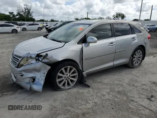 2010 Toyota Venza z VIN 4T3ZA3BB8AU027626, wystawiony jako Copart lot #59768895 z przebiegiem 128 296 mil mil oraz Szkoda całkowita • Salvage title. Historia ofert i sprzedaży dostępna na DreamBid. Obrazek 1.