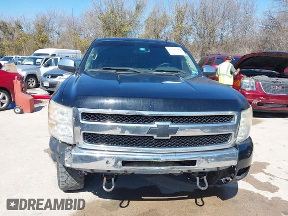 2013 Chevrolet Silverado 1500 LT with VIN 3GCPKSE70DG106167, listed as a IAAI auction lot 41745580 with 205,870 mi miles. Bid and sale history available at carsss.com. Image 6.