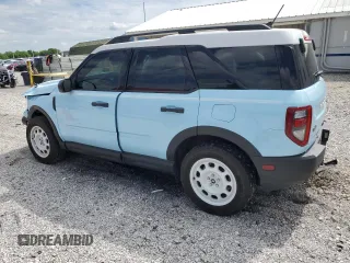 2023 Ford Bronco Sport Heritage z VIN 3FMCR9G68PRD23204, wystawiony jako Copart lot #56588845 z przebiegiem 25 990 mil mil oraz Szkoda całkowita • Salvage title. Historia ofert i sprzedaży dostępna na DreamBid. Obrazek 2.