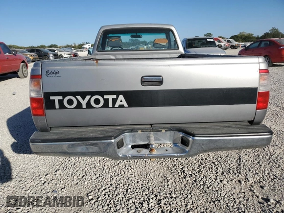 1993 Toyota T100 DX with VIN JT4VD10A9P0013784, listed as a Copart auction lot 76407064 with 307,925 mi miles and Clean Title. Bid and sale history available at DreamBid. Image 6.