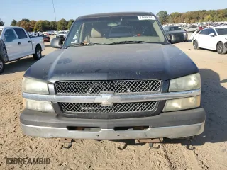 2004 Chevrolet Silverado 1500 LS with VIN 1GCEC14V74Z103166, listed as a Copart auction lot 77694504 with 327,931 mi miles and Clean Title. Bid and sale history available at carsss.com. Image 5.