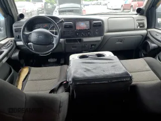 2005 Ford F-250 XL с VIN 1FTSW20505EB40249, выставлен на аукционе Copart как лот 59947115 с пробегом 234 870 миль миль и Чистый • Clean title. История ставок и продаж доступна на DreamBid. Изображение 8.