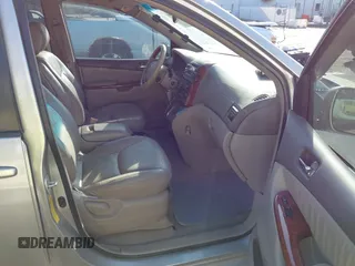 2004 Toyota Sienna XLE with VIN 5TDZA22C84S218262, listed as a IAAI auction lot 41585704 with 204,815 mi miles and . Bid and sale history available at DreamBid. Image 5.