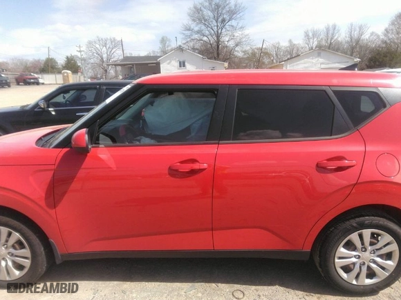 2020 Kia Soul LX with VIN KNDJ23AU1L7700414, listed as a IAAI auction lot 41843719 with 61,090 mi miles. Bid and sale history available at carsss.com. Image 14.