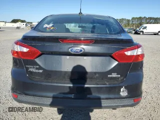 2013 Ford Focus SE with VIN 1FADP3F2XDL330830, listed as a Copart auction lot 50718565 with 173,388 mi miles and Salvage Title. Bid and sale history available at carsss.com. Image 6.