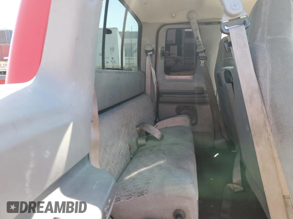 1999 Ford F-250 XL with VIN 1FTNX21S2XED58694, listed as a Copart auction lot 51462255 with 178,574 mi miles and Salvage title. Bid and sale history available at DreamBid. Image 10.