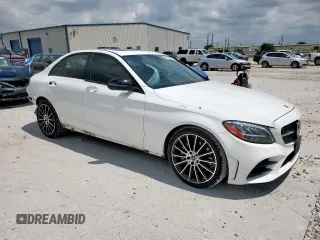 2019 Mercedes-Benz C 300 with VIN 55SWF8DBXKU310789, listed as a Copart auction lot 54862875 with 63,094 mi miles and Salvage Title. Bid and sale history available at DreamBid. Image 4.