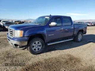 2013 GMC Sierra 1500 SLT with VIN 3GTP2WE71DG331995, listed as a Copart auction lot 81827544 with 215,821 mi miles and Salvage title. Bid and sale history available at DreamBid. Image 1.