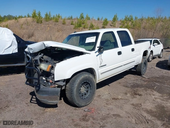 2005 Chevrolet Silverado 2500HD LS with VIN 1GCHK23U95F846199, listed as a IAAI auction lot 41771024 with 1 mi miles. Bid and sale history available at carsss.com. Image 2.