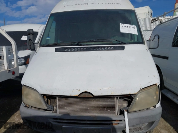 2006 Dodge Sprinter with VIN WD0PD644965929822, listed as a IAAI auction lot 41612248 with Not Provided miles and . Bid and sale history available at DreamBid. Image 6.