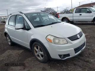 2008 Suzuki SX4 with VIN JS2YB417185102170, listed as a IAAI auction lot 42005896 with 131,810 mi miles. Bid and sale history available at carsss.com. Image 1.