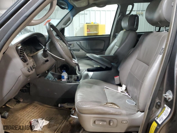 2006 Toyota Sequoia Limited with VIN 5TDBT48A56S272411, listed as a Copart auction lot 41843835 with 153,903 mi miles and Salvage Title. Bid and sale history available at carsss.com. Image 7.