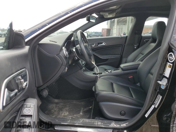 2018 Mercedes-Benz CLA 250 with VIN WDDSJ4GB1JN586271, listed as a Copart auction lot 62459963 with 59,323 mi miles and . Bid and sale history available at DreamBid. Image 7.