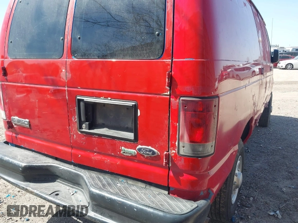2011 Ford Econoline Cargo Commercial with VIN 1FTSE3EL8BDA38781, listed as a IAAI auction lot 41749363 with 205,496 mi miles. Bid and sale history available at carsss.com. Image 4.