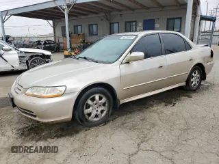 2001 Honda Accord EX z VIN JHMCG66851C002737, wystawiony jako Copart lot #55276445 z przebiegiem 202 230 mil mil oraz Szkoda całkowita • Salvage title. Historia ofert i sprzedaży dostępna na DreamBid. Obrazek 1.