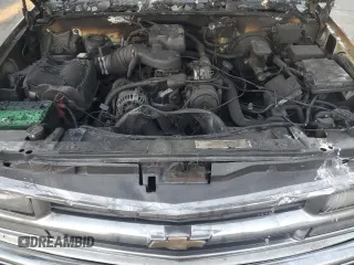 1999 Chevrolet Suburban with VIN 3GNEC16R5XG109155, listed as a Copart auction lot 79766644 with 0 mi miles and Non Repairable. Bid and sale history available at carsss.com. Image 12.