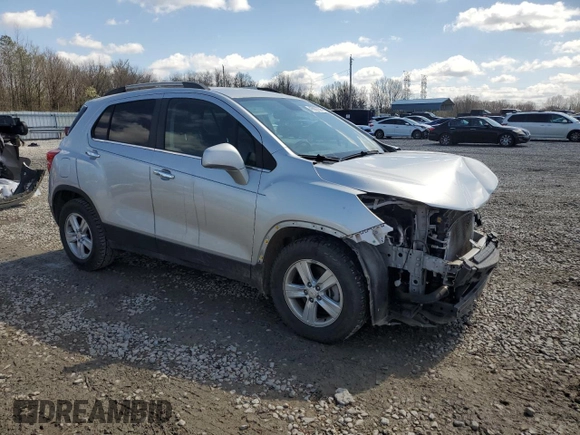 2020 Chevrolet Trax LT with VIN KL7CJLSB1LB009094, listed as a Copart auction lot 48667935 with 62,215 mi miles and Salvage Title. Bid and sale history available at DreamBid. Image 4.
