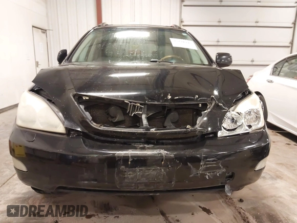 2006 Lexus RX 330 with VIN 2T2HA31U26C092998, listed as a IAAI auction lot 41898941 with 215,501 mi miles and . Bid and sale history available at carsss.com. Image 6.