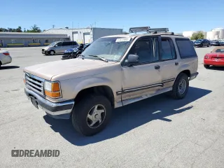 1993 Ford Explorer Eddie Bauer z VIN 1FMDU34X3PUA92606, wystawiony jako Copart lot #57672895 z przebiegiem 72 606 mil mil oraz Szkoda całkowita • Salvage title. Historia ofert i sprzedaży dostępna na DreamBid. Obrazek 1.