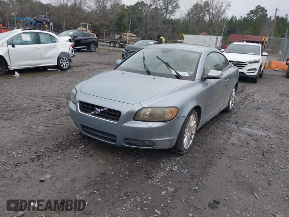 2007 Volvo C70 with VIN YV1MC68297J013040, listed as a IAAI auction lot 41616093 with 142,943 mi miles. Bid and sale history available at carsss.com. Image 2.