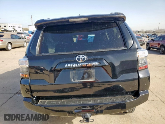 2021 Toyota 4Runner SR5 with VIN JTEEU5JR9M5236218, listed as a Copart auction lot 49112805 with 90,453 mi miles and Salvage title. Bid and sale history available at DreamBid. Image 6.