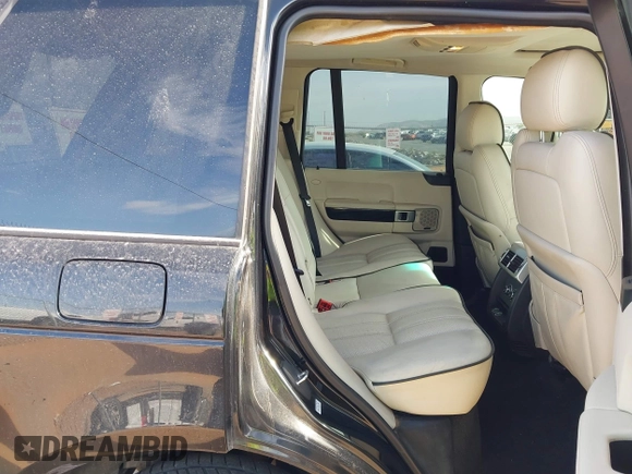 2008 Land Rover Range Rover SC with VIN SALMF13498A296915, listed as a IAAI auction lot 42263486 with 154,903 mi miles and . Bid and sale history available at DreamBid. Image 8.