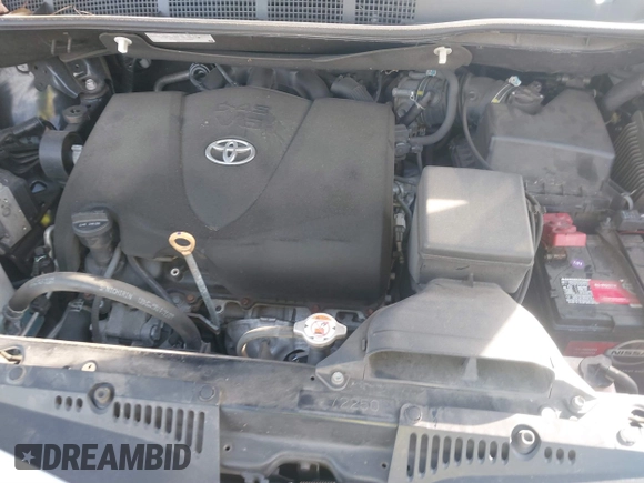 2018 Toyota Sienna LE Auto Access Seat с VIN 5TDKZ3DC8JS911678, выставлен на аукционе IAAI как лот 41136523 с пробегом 105 896 миль миль и . История ставок и продаж доступна на DreamBid. Изображение 10.