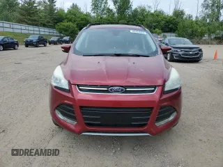 2013 Ford Escape SEL with VIN 1FMCU0H90DUA85663, listed as a Copart auction lot 59423025 with 226,343 mi miles and Clean title. Bid and sale history available at DreamBid. Image 5.