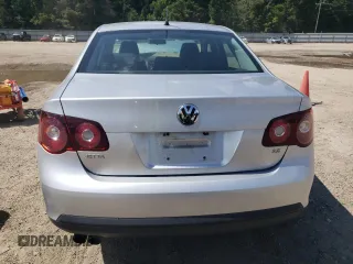 2010 Volkswagen Jetta Limited Edition с VIN 3VWAX7AJ2AM117039, выставлен на аукционе Copart как лот 62432545 с пробегом 99 117 миль миль и Списание • Salvage title. История ставок и продаж доступна на DreamBid. Изображение 6.