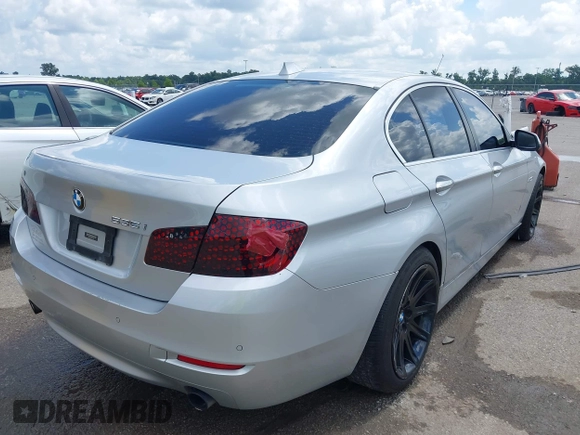 2014 BMW 5 Series 535i с VIN WBA5B1C55ED478425, выставлен на аукционе IAAI как лот 42519125 с пробегом 202 627 миль миль и . История ставок и продаж доступна на DreamBid. Изображение 4.