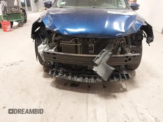 2017 Nissan Sentra SR Turbo с VIN 3N1CB7AP9HY212606, выставлен на аукционе IAAI как лот 41582025 с пробегом 160 497 миль миль и . История ставок и продаж доступна на DreamBid. Изображение 6.