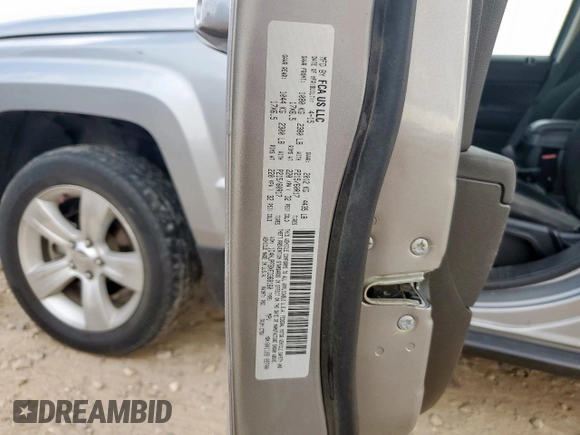 2015 Jeep Patriot Latitude with VIN 1C4NJPFBXFD368160, listed as a Copart auction lot 59235425 with 105,529 mi miles and Salvage title. Bid and sale history available at DreamBid. Image 13.